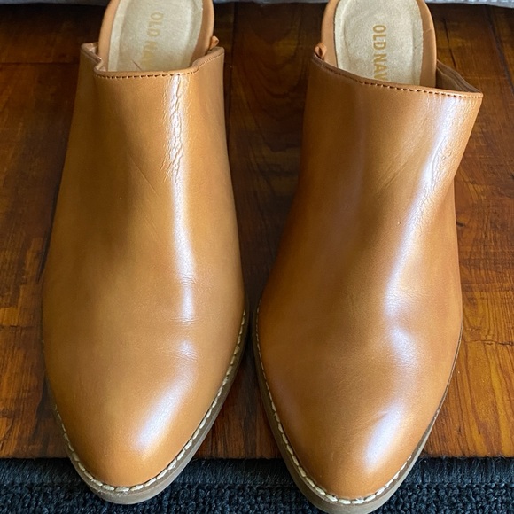 Old Navy Shoes - Old Navy Cognac Faux Leather Pointed Toe Mule Clogs